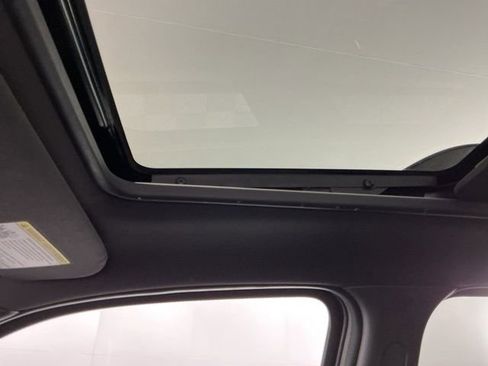 Used 2011 Ford Escape Limited w/ 302A Rapid Spec Order Code image 21