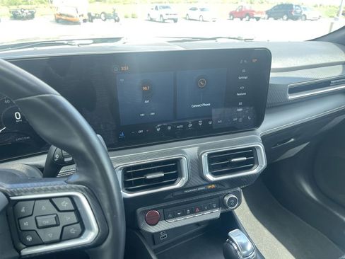 Used 2025 Ford Mustang Premium RWD image 23