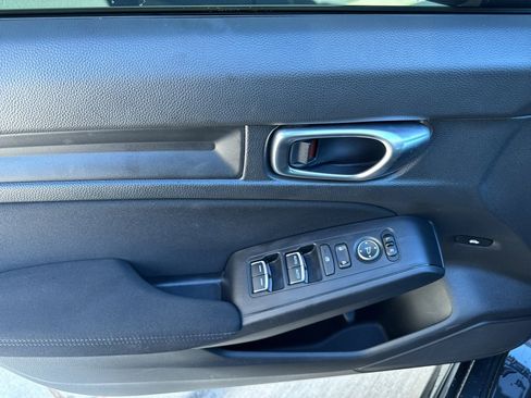 Used 2024 Honda Civic Sport image 14