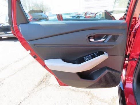 Certified 2025 Honda Accord Touring image 16