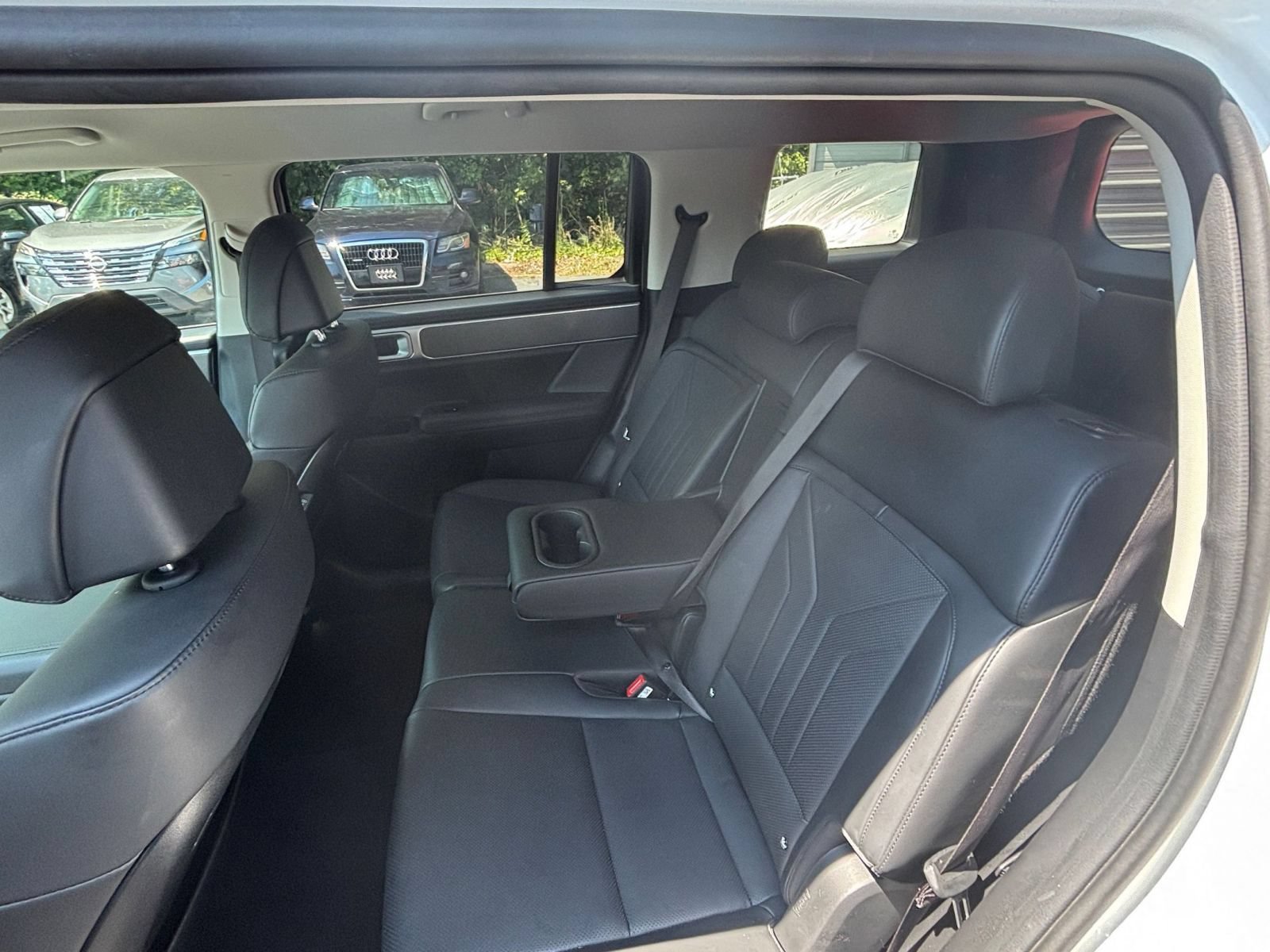 Used 2026 Hyundai Santa Fe SEL AWD/4WD image 35