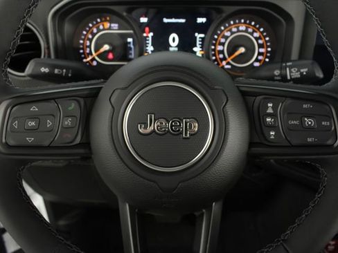 New 2026 Jeep Gladiator Rubicon image 12