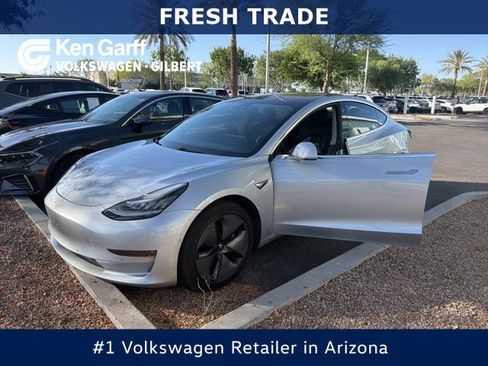 Used 2018 Tesla Model 3 Long Range RWD image 1