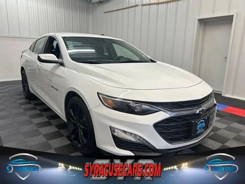 Used 2024 Chevrolet Malibu LT w/ Sport Edition FWD image 1