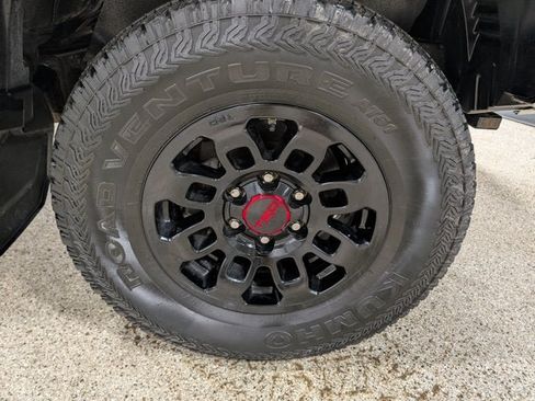 Used 2018 Toyota Tacoma TRD Pro AWD/4WD image 12