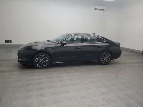 Used 2024 Hyundai Sonata SEL FWD image 2