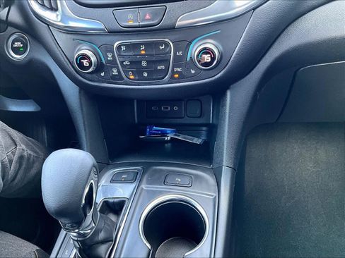 Certified 2024 Chevrolet Equinox LT image 25