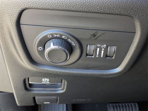 New 2025 Jeep Grand Cherokee Laredo image 21