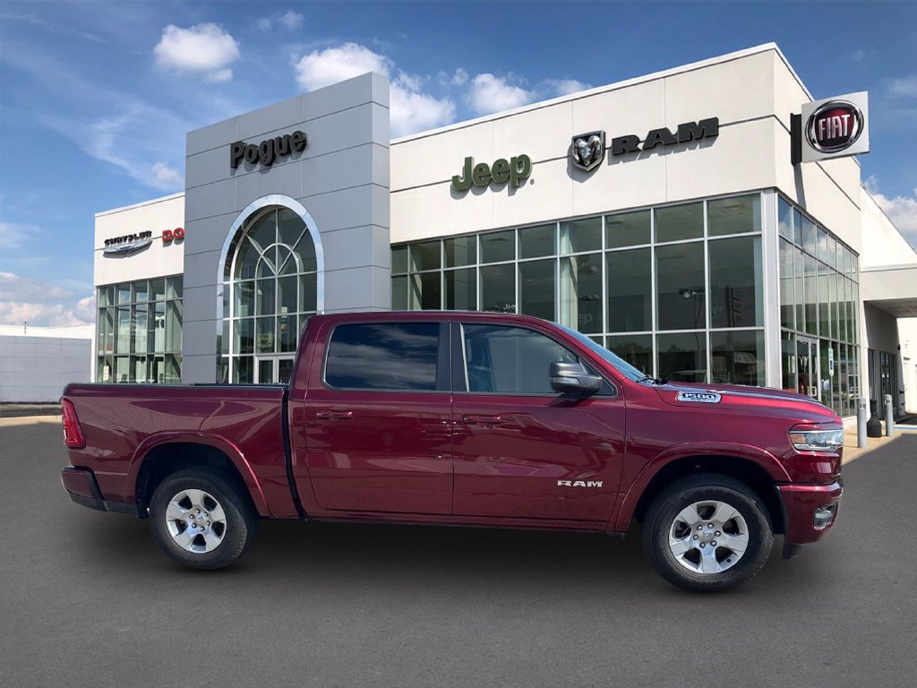 Used 2025 RAM 1500 Big Horn AWD/4WD image 4
