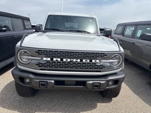 New 2026 Ford Bronco Badlands AWD/4WD image 22