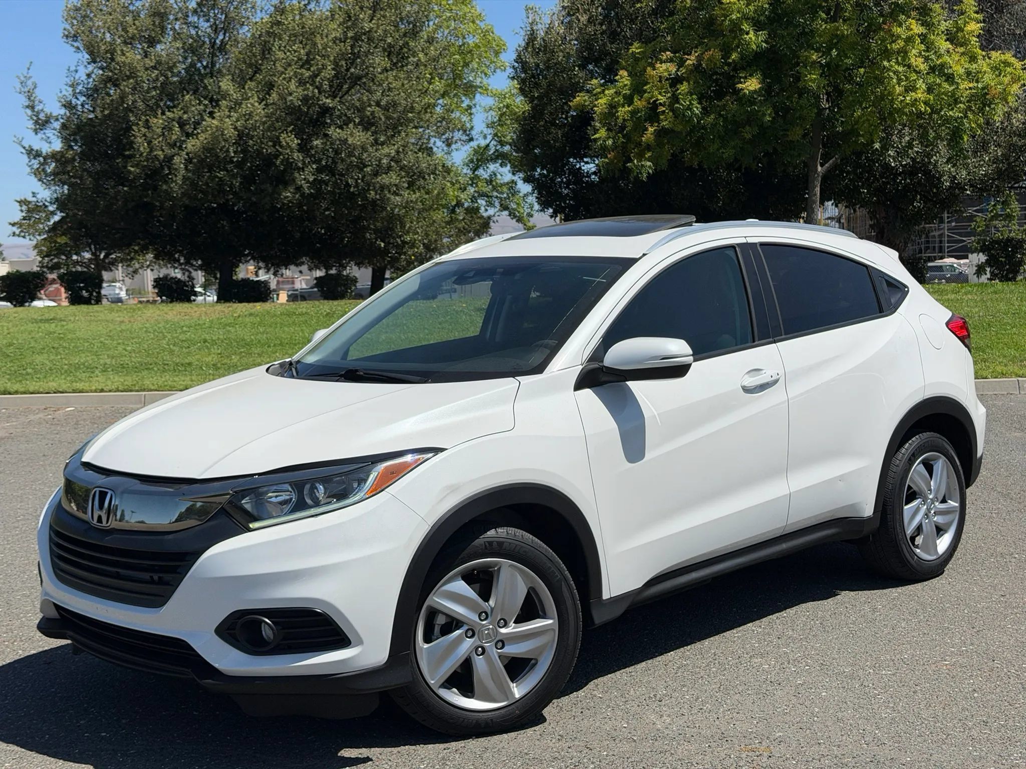 Used 2020 Honda HR-V EX image 1