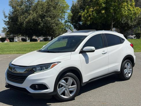 Used 2020 Honda HR-V EX image 1