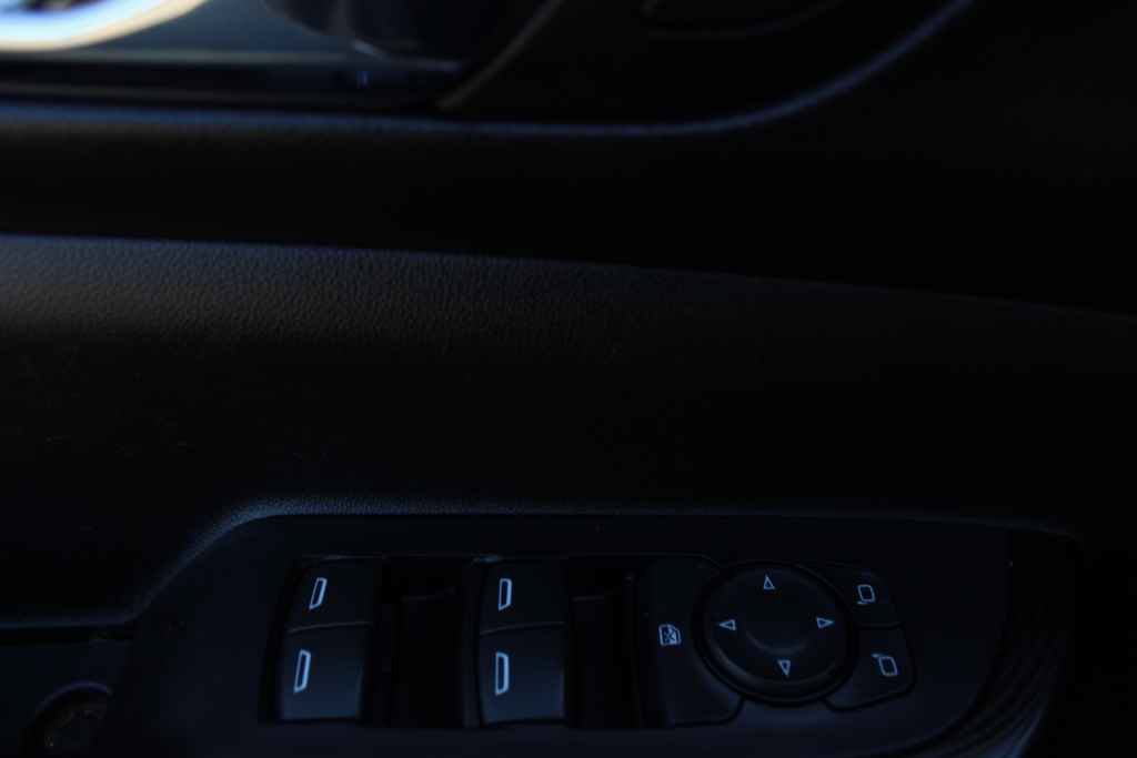 Used 2017 GMC Acadia SLE w/ Driver Alert Package I AWD/4WD image 12