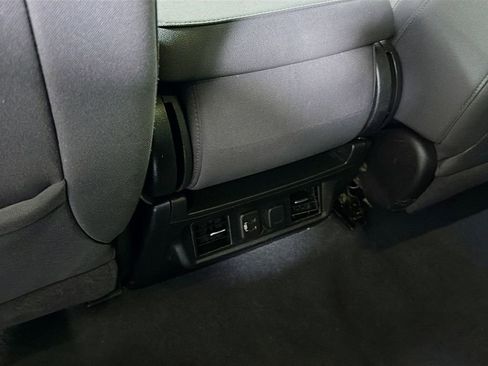 Used 2021 Chevrolet Silverado 1500 LT w/ Bed Protection Package image 26