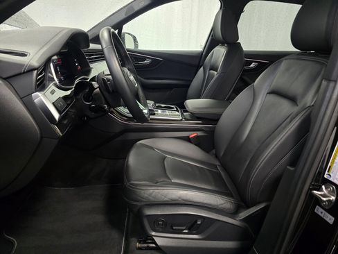 Used 2025 Audi Q7 3.0T Premium Plus AWD/4WD image 12