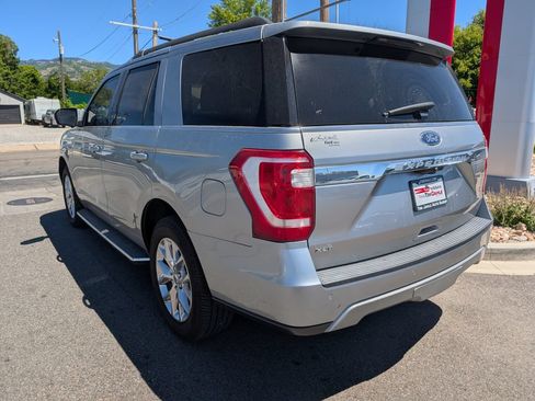 Used 2021 Ford Expedition XLT AWD/4WD image 6