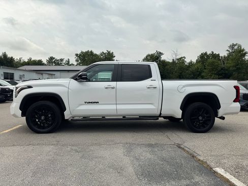 Used 2026 Toyota Tundra Limited AWD/4WD image 8
