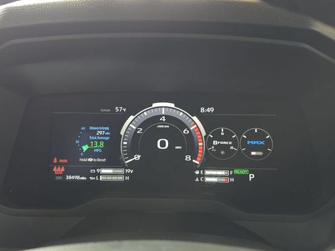 Used 2022 Toyota Tundra Limited w/ TRD Off-Road Package AWD/4WD image 20