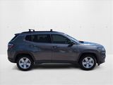 Used 2022 Jeep Compass Latitude image 4