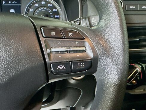 Used 2023 Hyundai Kona SEL FWD image 17