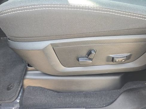 Used 2026 RAM 2500 Big Horn AWD/4WD image 16