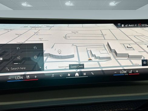 Used 2025 BMW 230i Coupe w/ Premium Package image 22