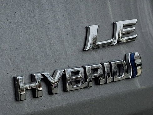 Used 2022 Toyota Sienna LE image 30