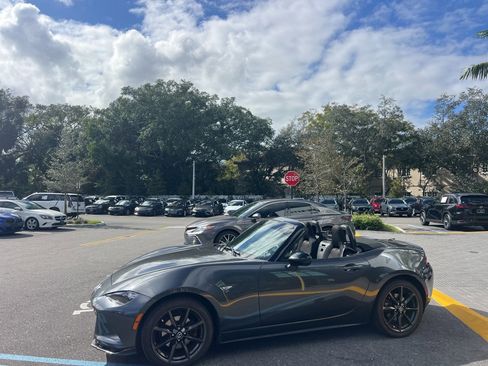 Used 2016 MAZDA MX-5 Miata Club image 8