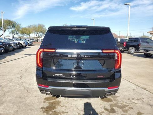 New 2026 GMC Yukon Denali w/ Denali Reserve Package RWD image 6