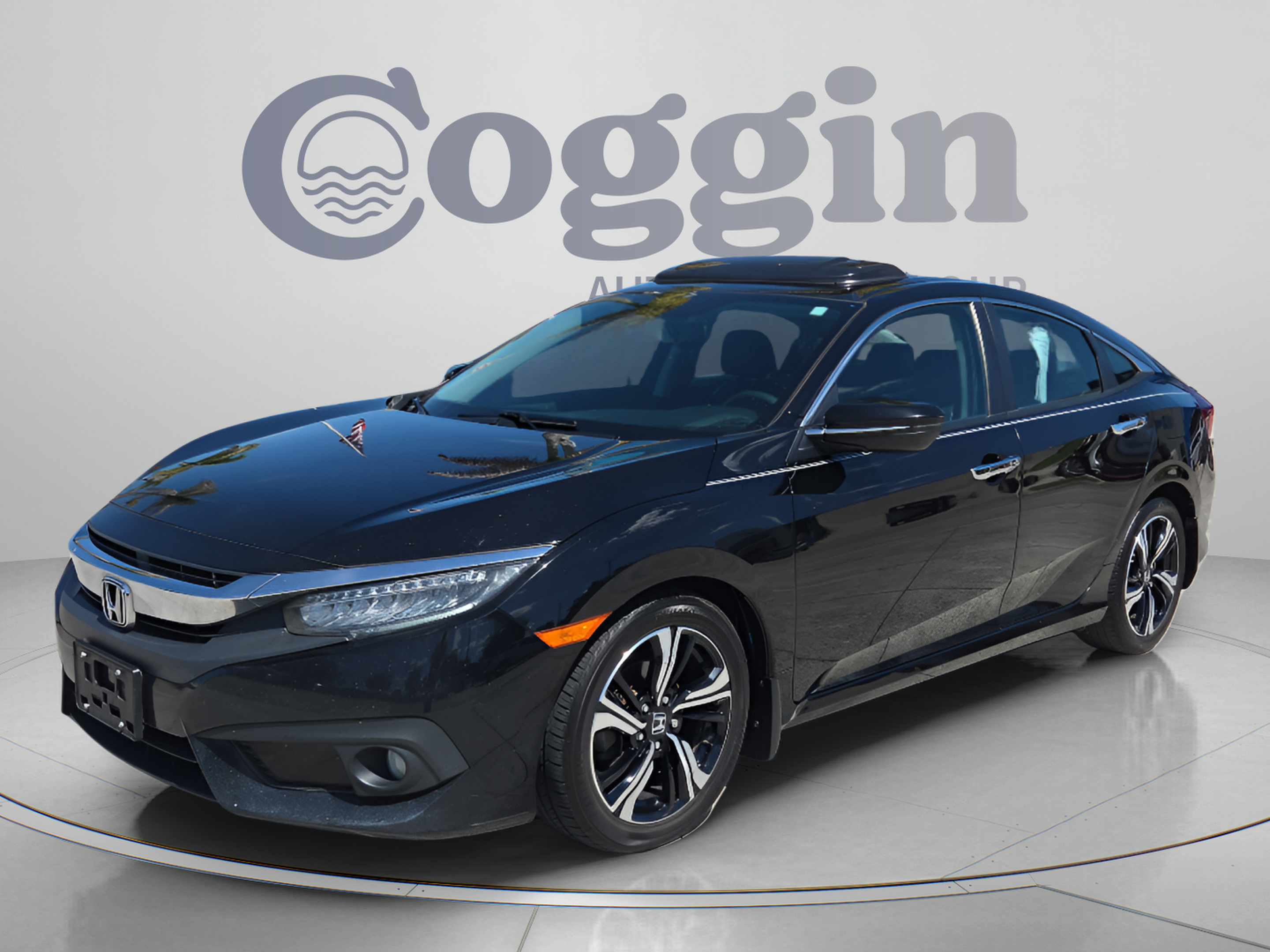 Used 2016 Honda Civic Touring image 1