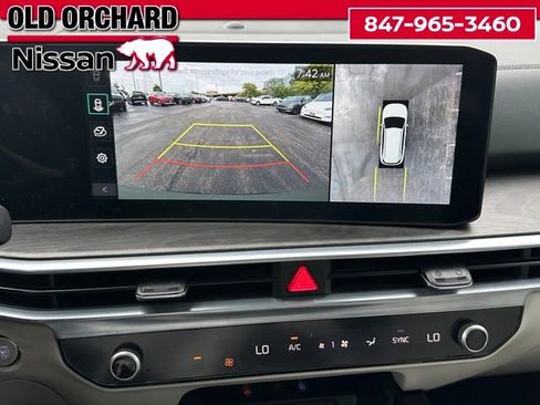 Used 2024 Kia Sorento SX image 18