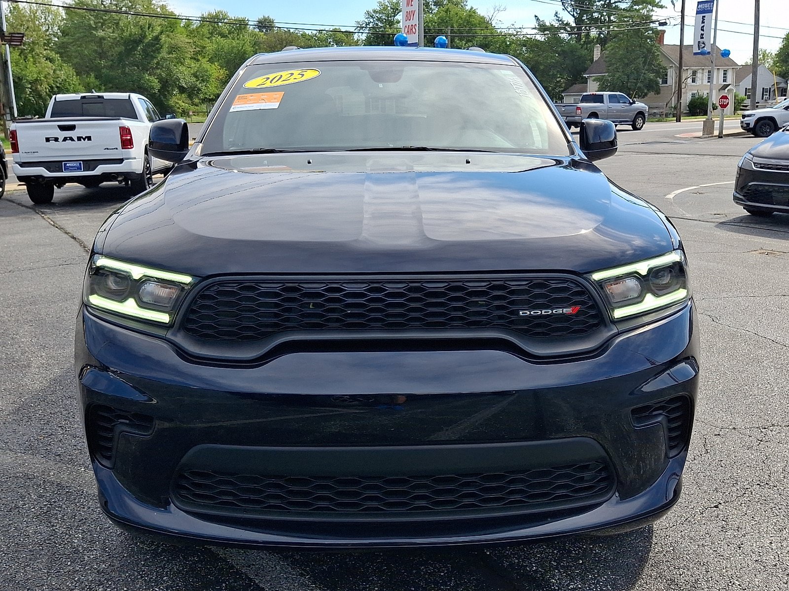 Certified 2025 Dodge Durango GT w/ Blacktop Package AWD/4WD image 2