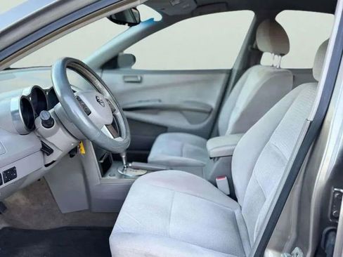 Used 2004 Nissan Maxima 3.5 SE w/ Premium Audio Pkg image 12