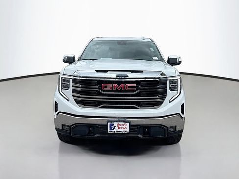 Used 2025 GMC Sierra 1500 SLT RWD image 2