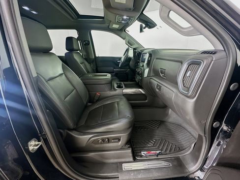 Used 2020 Chevrolet Silverado 1500 LTZ w/ LTZ Premium Package AWD/4WD image 31