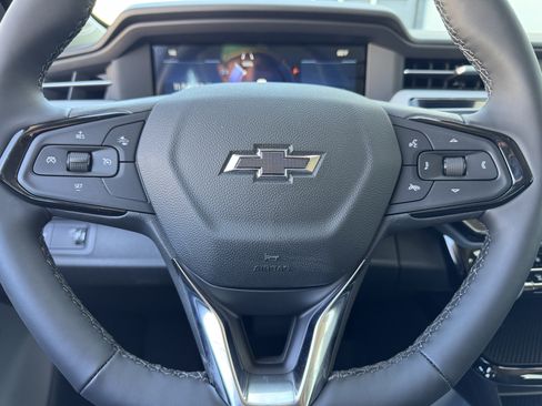 New 2027 Chevrolet Bolt LT w/ Comfort Package FWD image 32