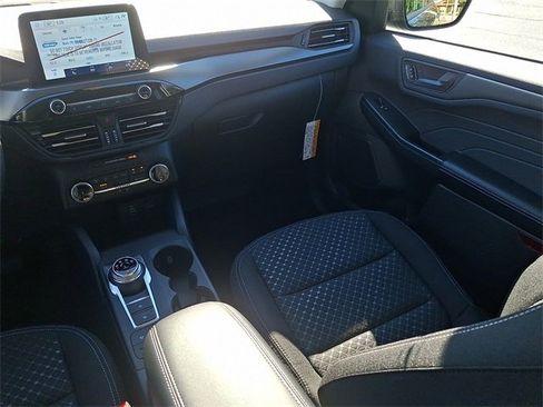 New 2026 Ford Escape Active image 11
