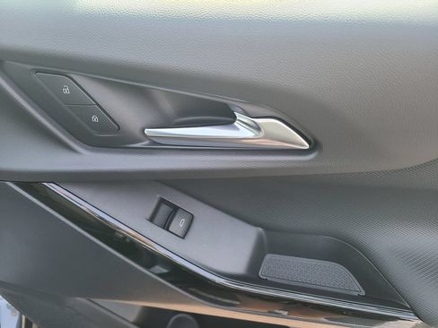 New 2027 Chevrolet Equinox LT FWD image 10