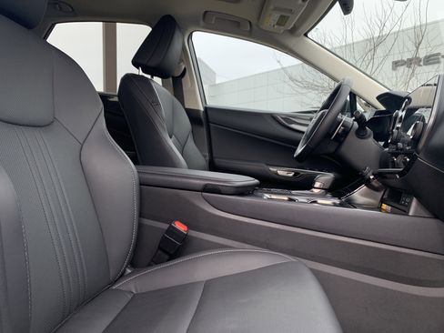 Certified 2025 Lexus NX 250 FWD w/ Towing Package (2000 Lbs) image 35