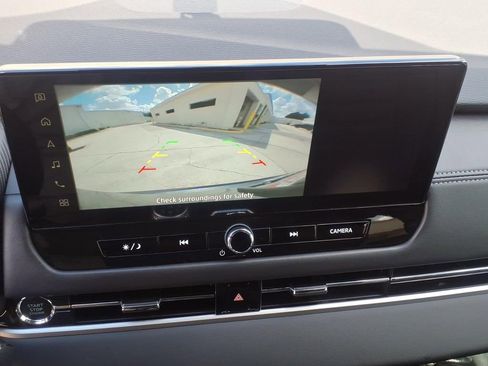 Used 2026 Mitsubishi Outlander LE FWD image 24