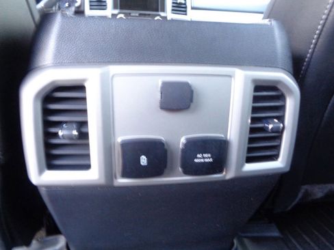 Used 2020 Ford F250 Lariat w/ Chrome Package image 58