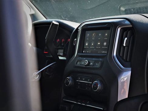 Used 2023 Chevrolet Silverado 2500 Custom w/ Custom Value Package AWD/4WD image 14