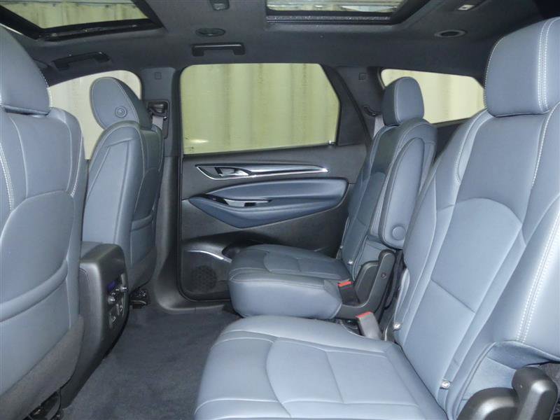 Used 2024 Buick Enclave Essence w/ Experience Buick Package AWD/4WD image 30