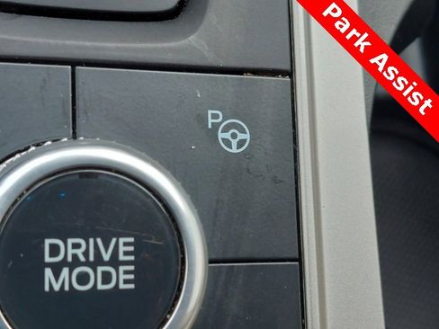 Used 2020 Ford Explorer Platinum image 24