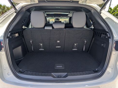 Used 2025 MAZDA CX-90 3.3 Turbo S w/ Premium Package image 17