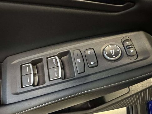 Used 2023 Honda Accord Sport image 19