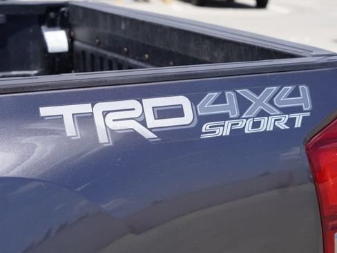 Used 2016 Toyota Tacoma TRD Sport w/ Towing Package AWD/4WD image 13