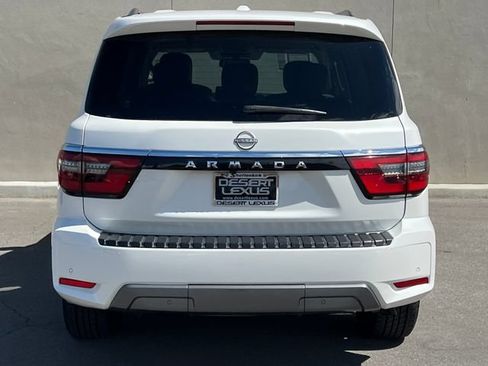 Used 2021 Nissan Armada SV w/ SV Appearance Package RWD image 8