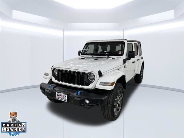 Used 2024 Jeep Wrangler Unlimited w/ Convenience Group AWD/4WD image 2