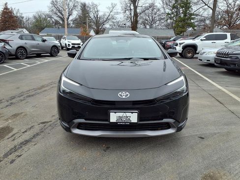 Used 2024 Toyota Prius XLE image 38